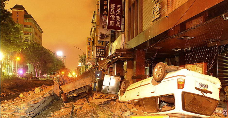 台湾高雄发生燃气爆炸现场