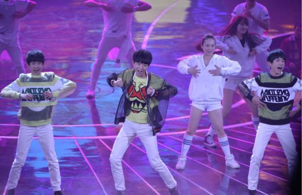 2015BTV春晚明星阵容:张卫健主持王力宏唱新歌