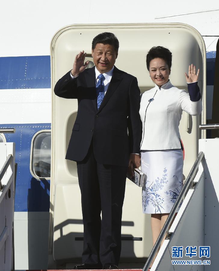 （时政）习近平抵达西雅图开始对美国进行国事访问