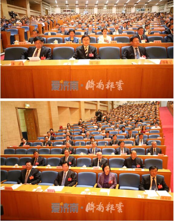 市十七届人大二次会议举行预备会议